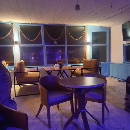 Imrens Hotel *