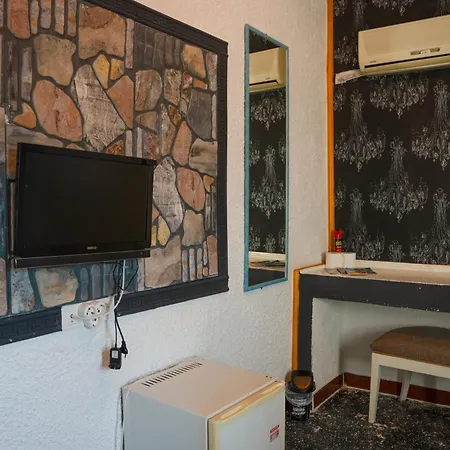 Imrens Hotel *